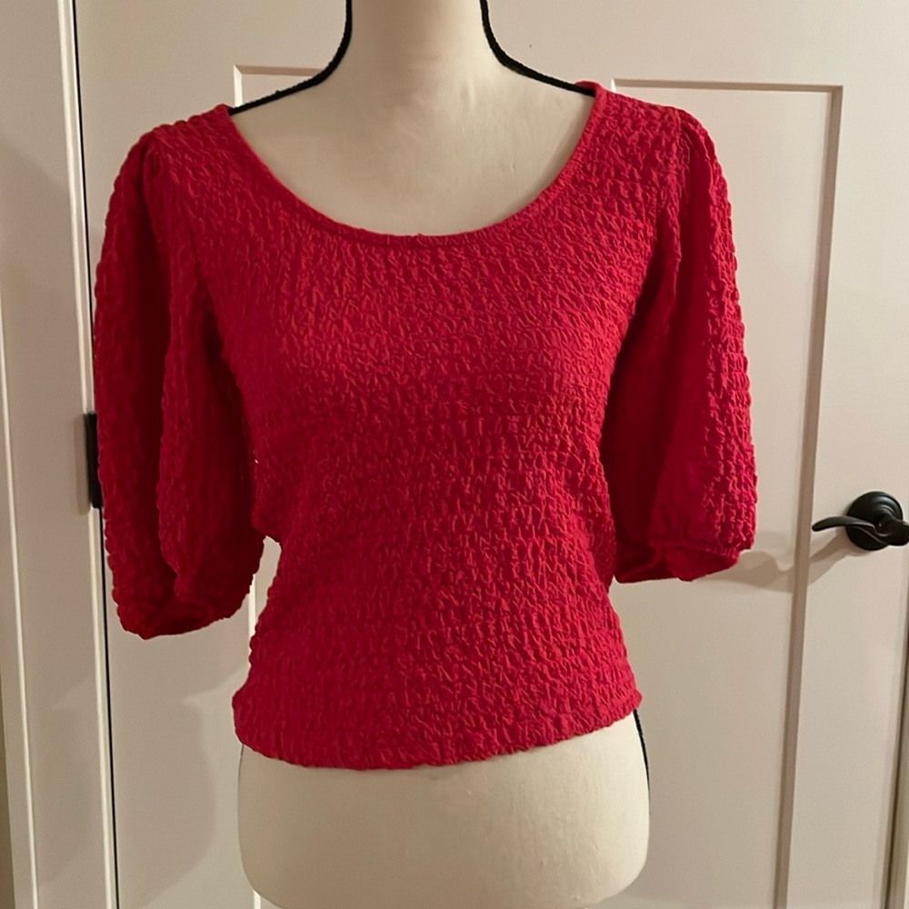 Maeve by Anthropologie Size Small scoop neck with puff sleeves